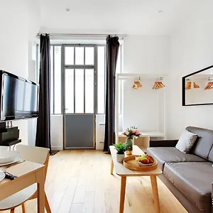 Appartement Cmg Place De La République / Magenta Paris